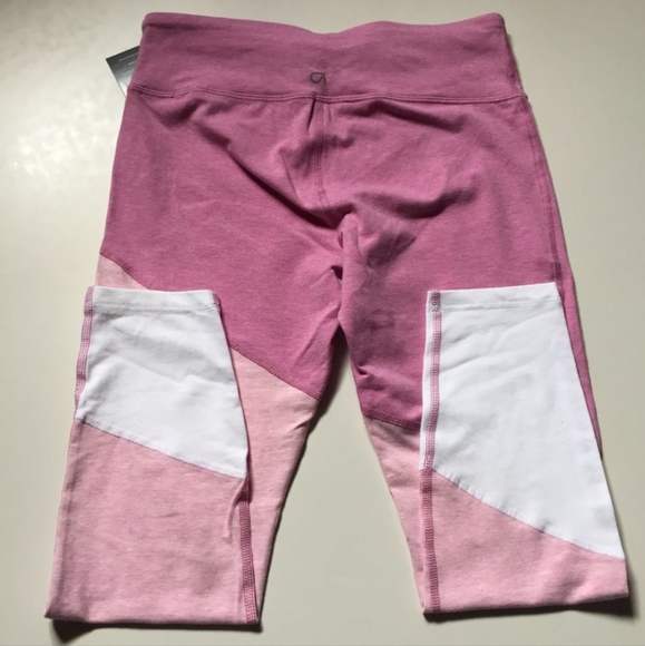 Gap Fit Legging - Picture 3 of 3